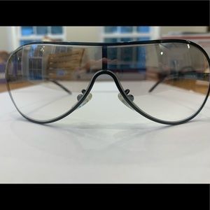 Authentic Yves Saint Laurent Sunglasses - Made in Italy - Silver Frames 🤍